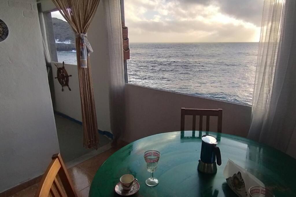 La Casa Con Terraza Privada Sobre El Mar Βίλα Telde Εξωτερικό φωτογραφία