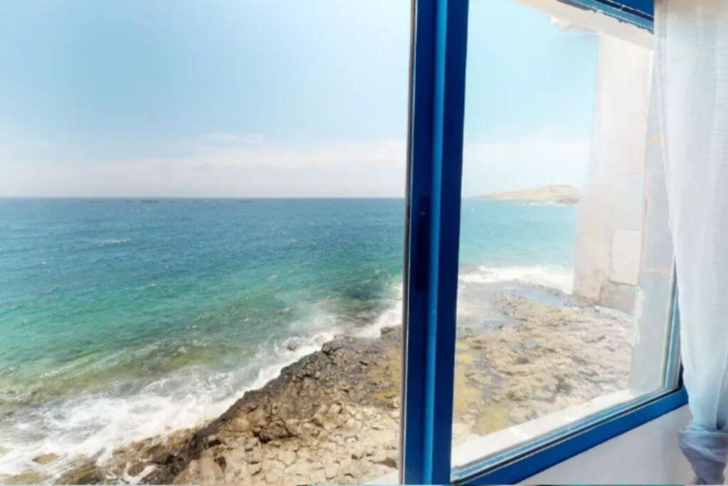 La Casa Con Terraza Privada Sobre El Mar Βίλα Telde Εξωτερικό φωτογραφία
